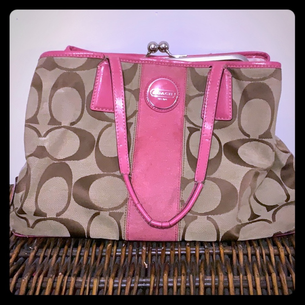 Coach shoulder bag